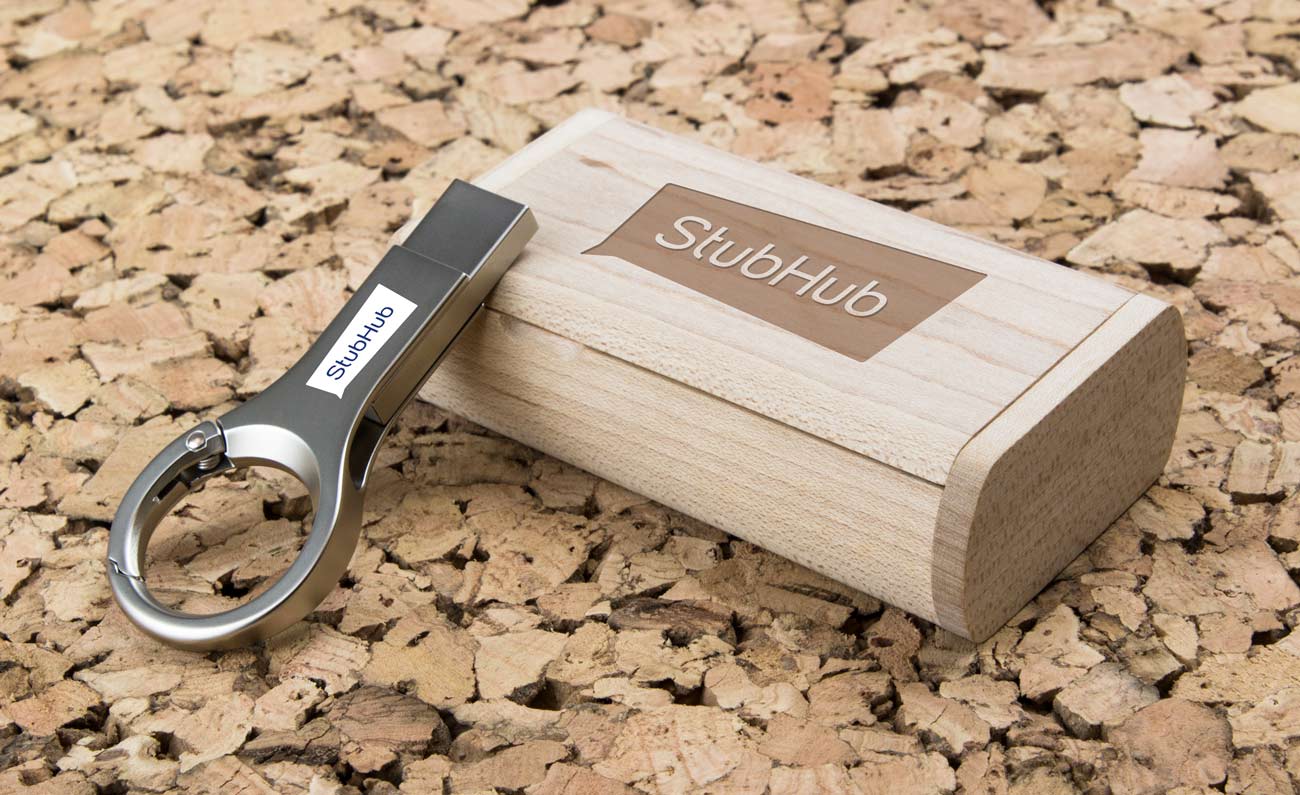 LIGHT USB Confezione in legno d'Acero Neutra